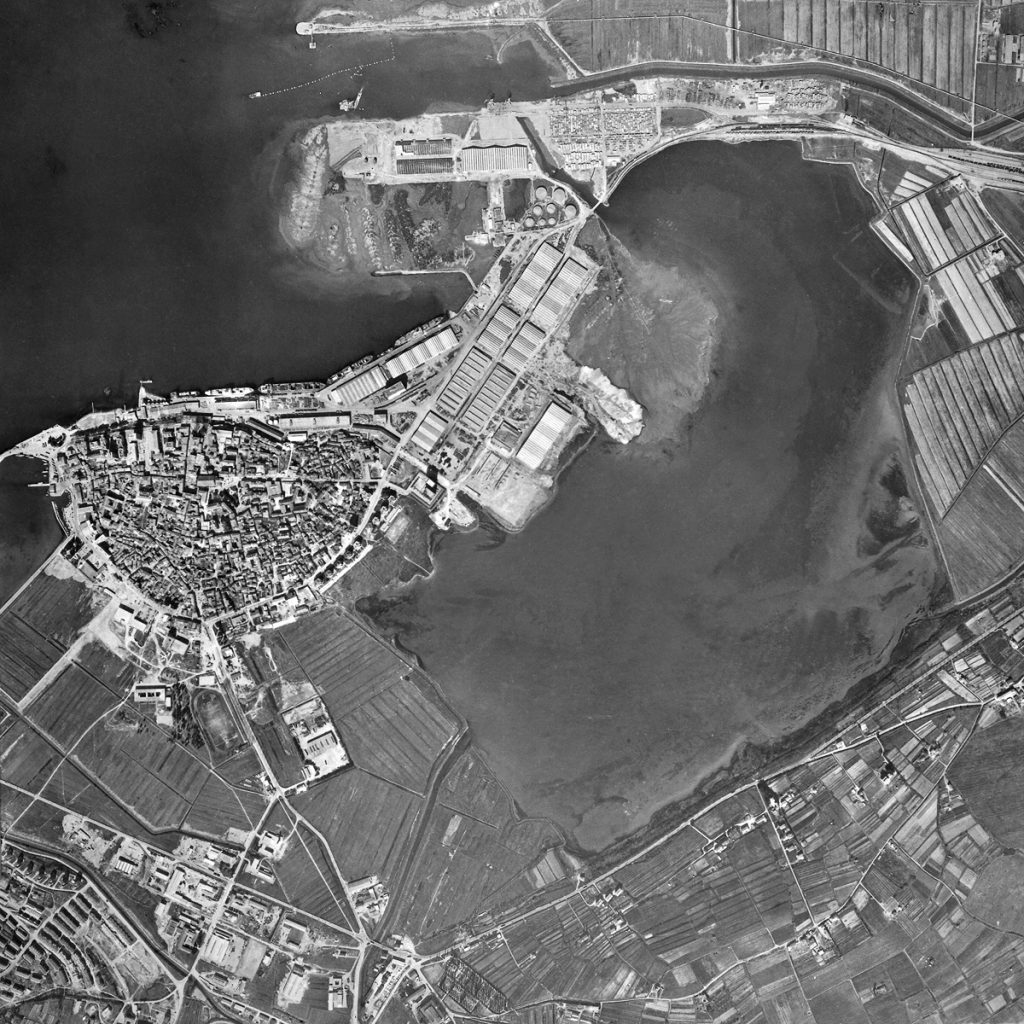 Luka Koper leta 1971